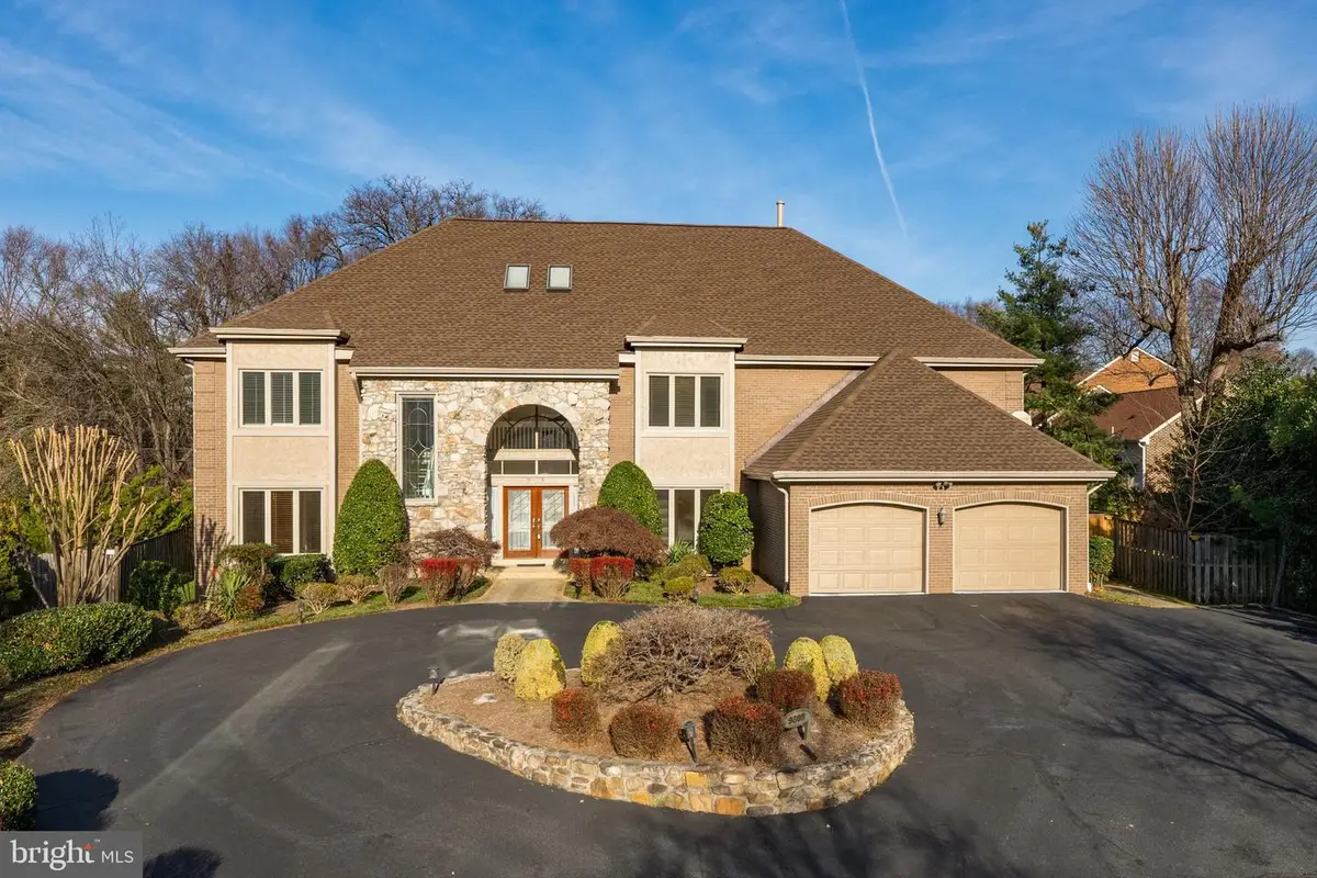 9809 Tibron Ct, Potomac, MD 20854 - Image #1