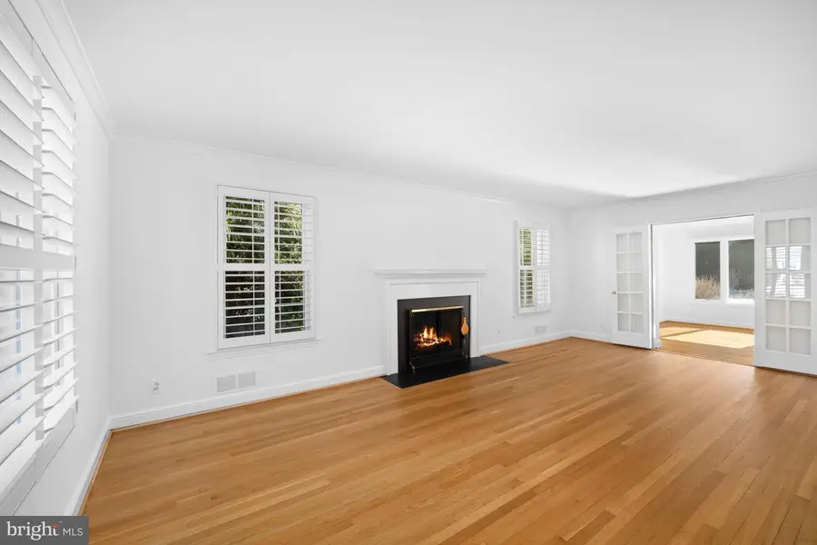 8047 Glendale Rd, Chevy Chase, MD 20815 - #3