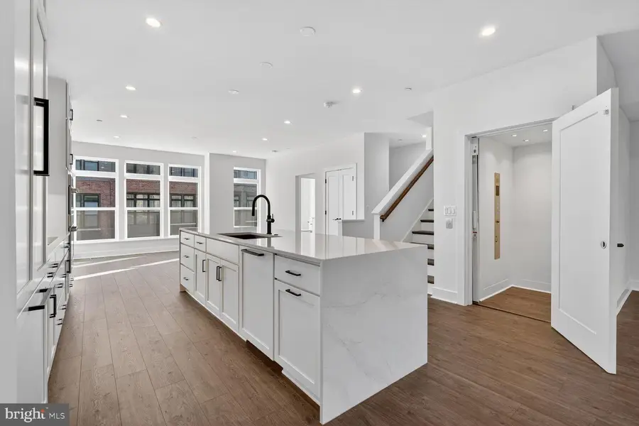 5354 Zenith Olook, Bethesda, MD 20816 - Image #2