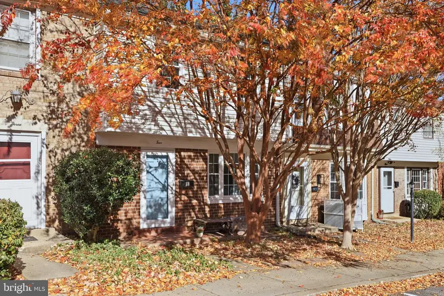 5 Hyacinth Ct #7-3, Gaithersburg, MD 20878 - Image #2