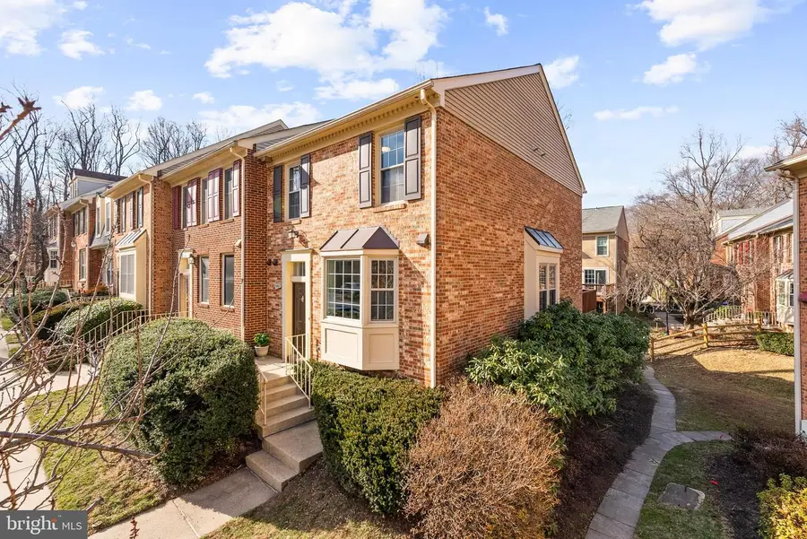 5465 Grove Ridge Way #123, Rockville, MD 20852 - Image #3
