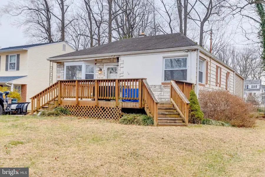 722 Carr Ave, Rockville, MD 20850 - Image #3
