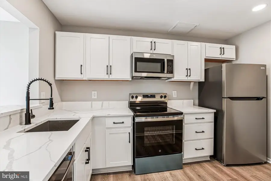 10012 Forest View Pl, Montgomery Village, MD 20886 - #3