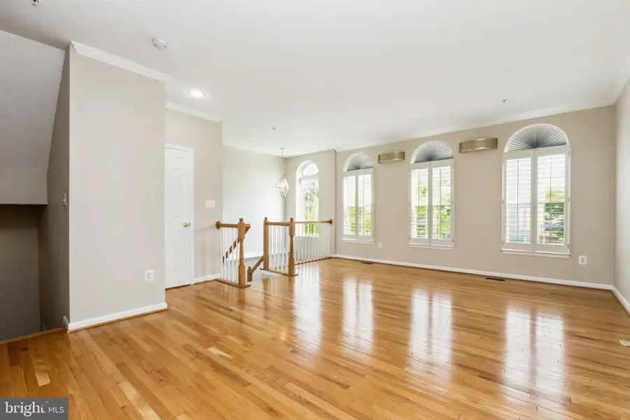 49 Inkberry Cir, Gaithersburg, MD 20877 - Image #2