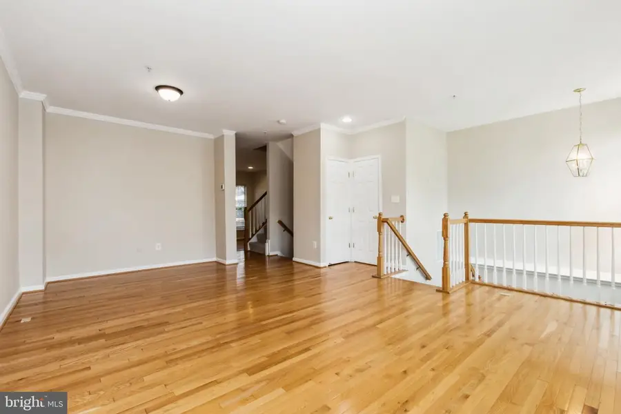 49 Inkberry Cir, Gaithersburg, MD 20877 - Image #3