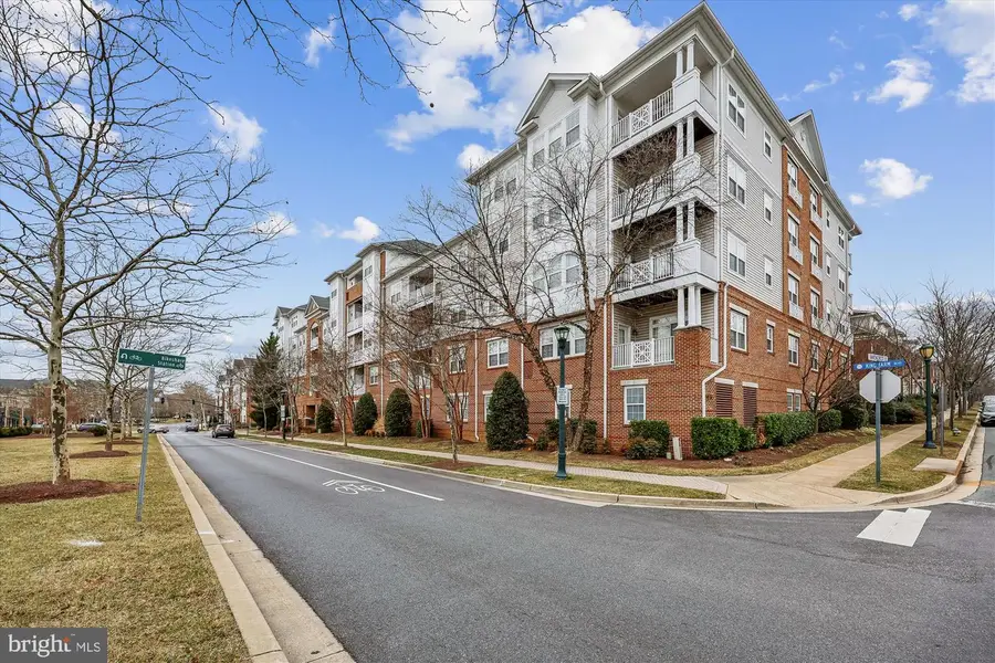 327 King Farm Blvd #309, Rockville, MD 20850 - Image #3