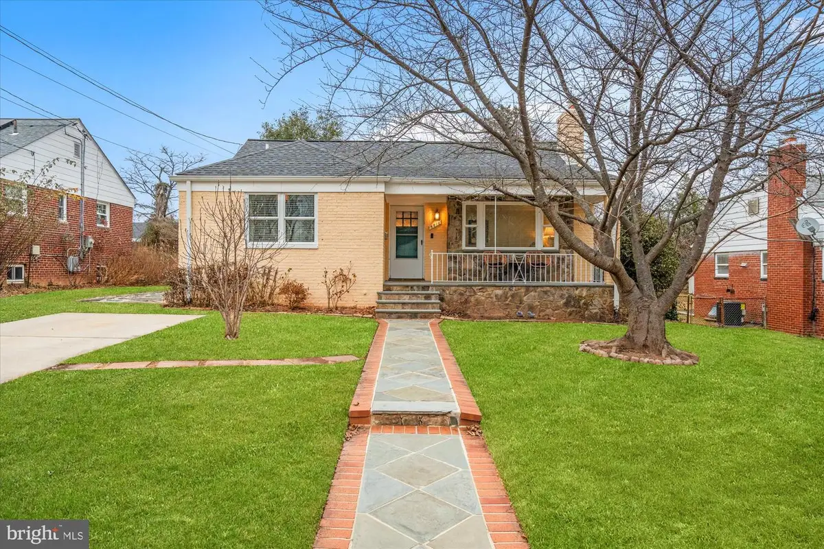 2213 Darrow St, Silver Spring, MD 20902 - Image #1