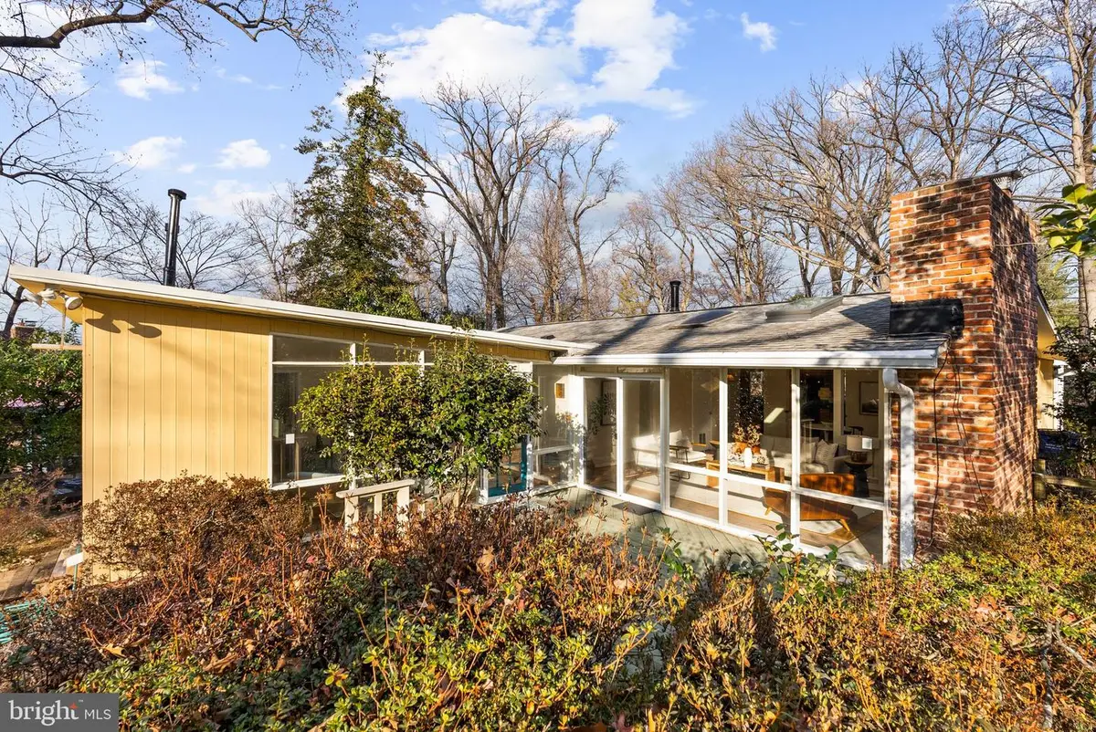 11702 College View Dr, Silver Spring, MD 20902 - Image #1