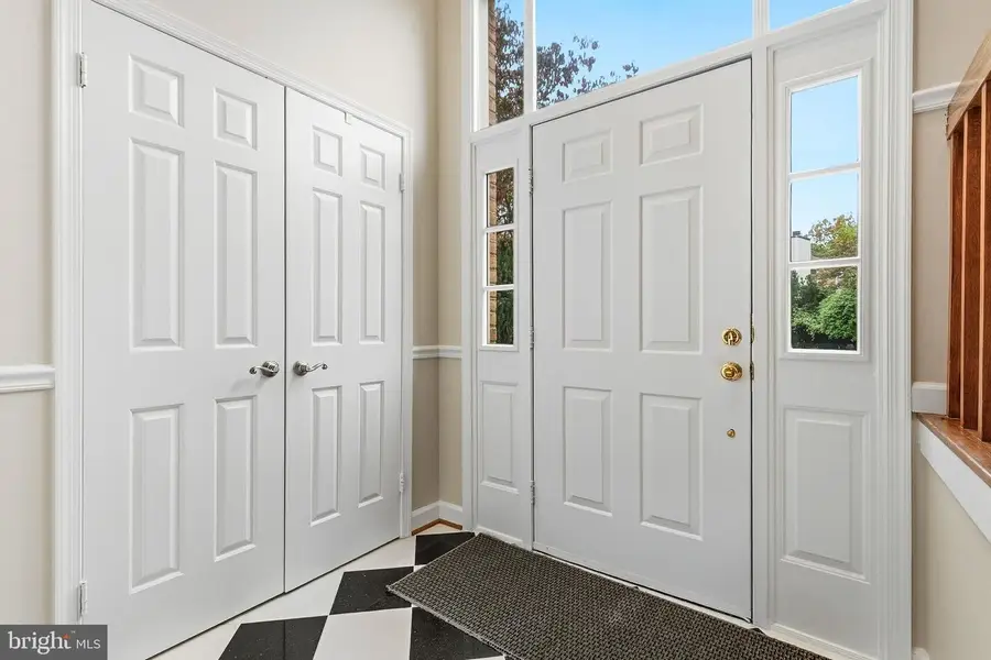 4828 Cloister Dr, Rockville, MD 20852 - Image #2