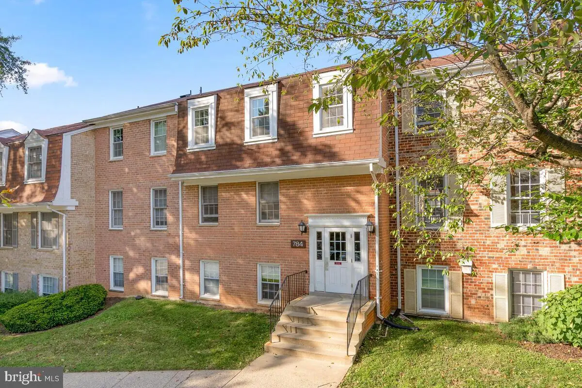 784 Quince Orchard Blvd #784-10, Gaithersburg, MD 20878 - Image #1