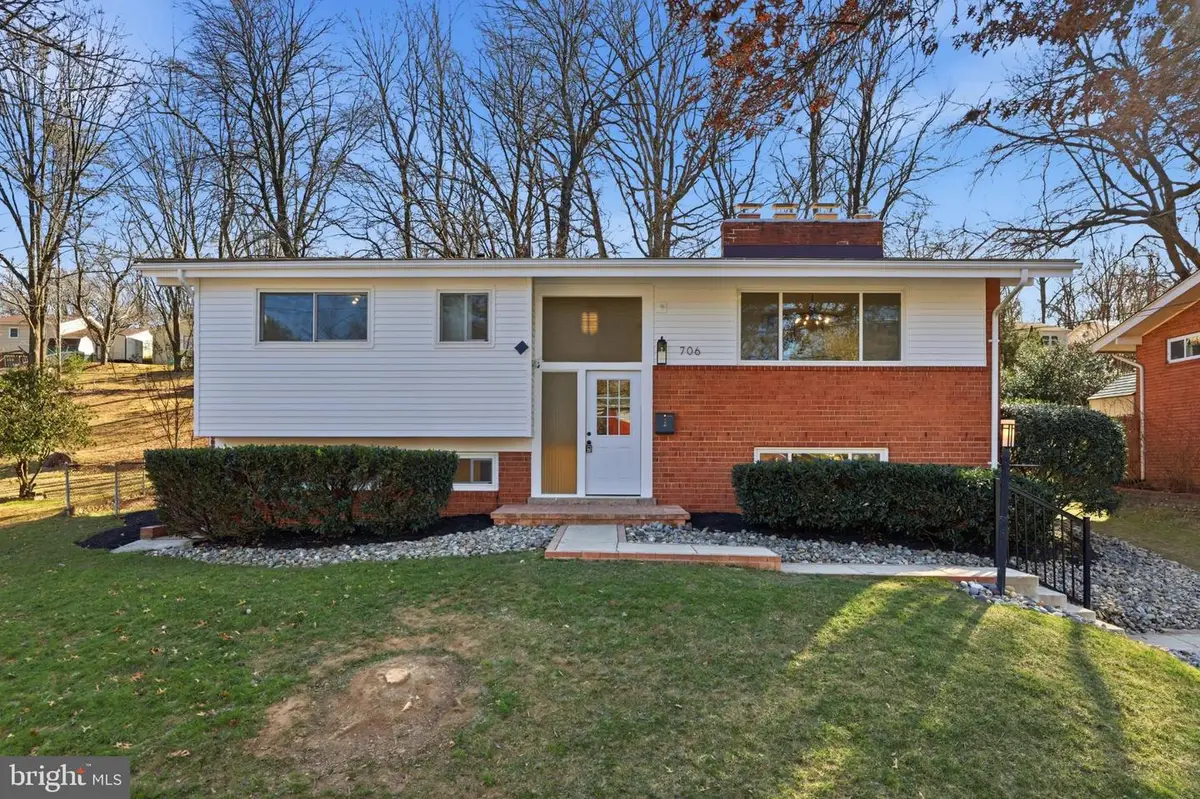 706 Kenbrook Dr, Silver Spring, MD 20902 - Image #1