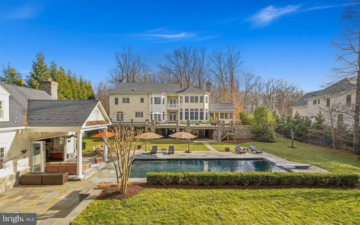 9919 Logan Dr, Potomac, MD 20854 - #1