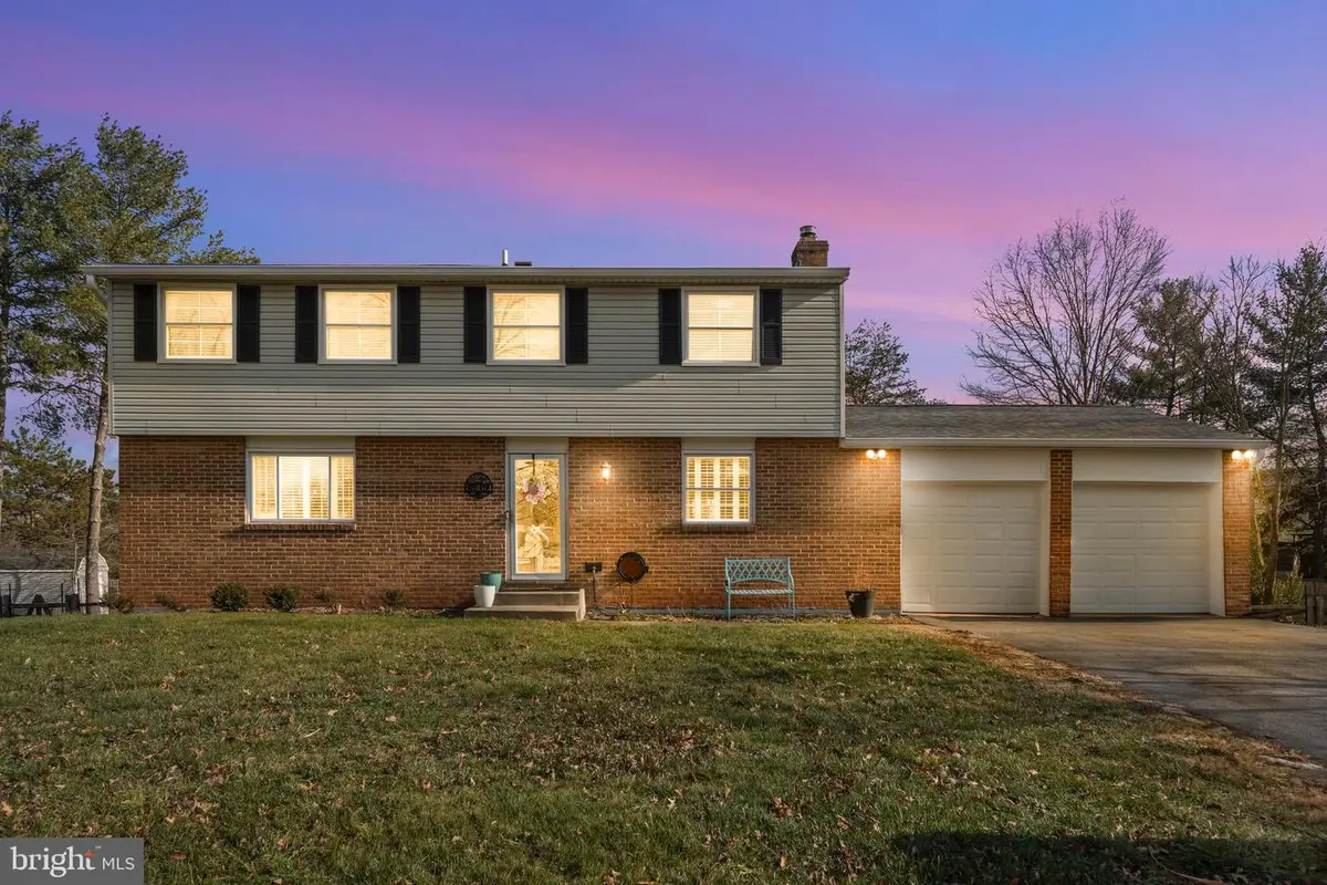 19004 Hempstone Ct, Poolesville, MD 20837 - Image #1