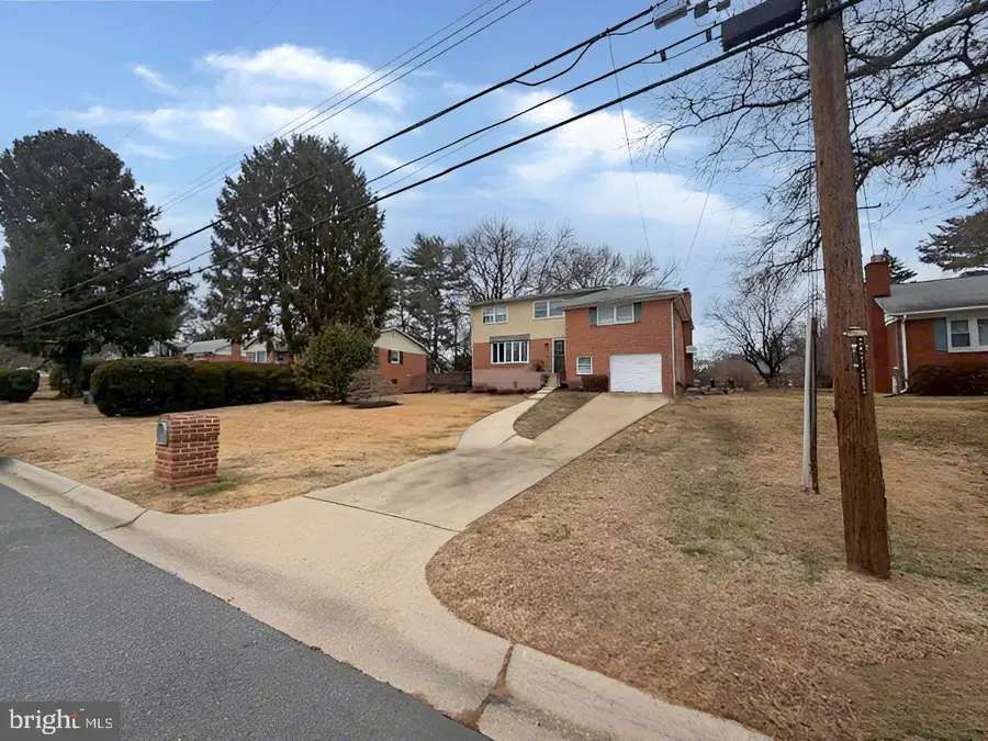 906 Venice Dr, Silver Spring, MD 20904 - Image #3