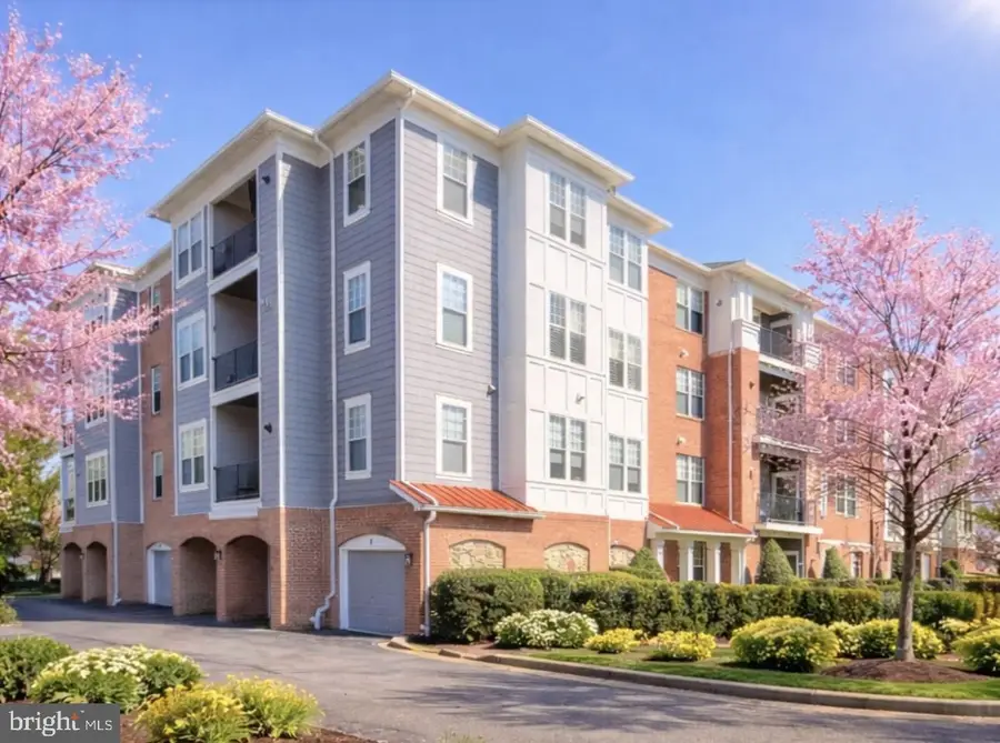130 Chevy Chase St #202, Gaithersburg, MD 20878 - #2