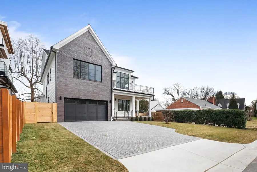 5203 Sangamore Rd, Bethesda, MD 20816 - Image #2