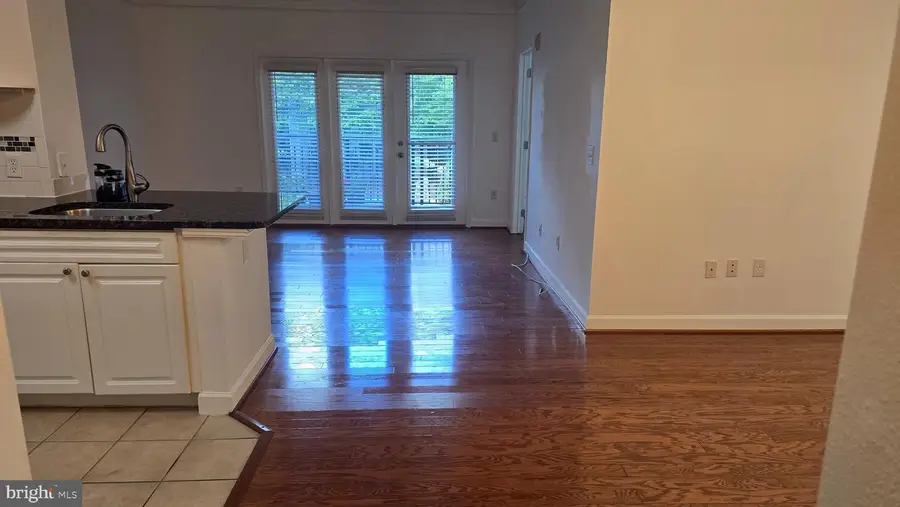 501 Hungerford Dr #110, Rockville, MD 20850 - Image #2