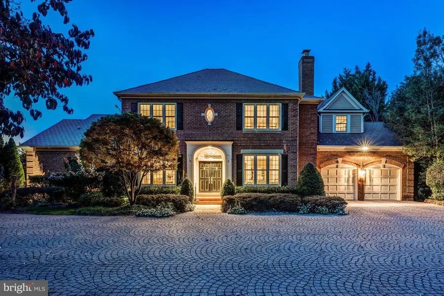 18 Beman Woods Ct, Potomac, MD 20854 - Image #2