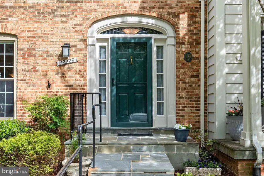 12229 Tildenwood Dr, Rockville, MD 20852 - Image #2