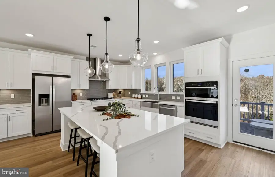 14427 Leafhopper Dr, Boyds, MD 20841 - Image #2