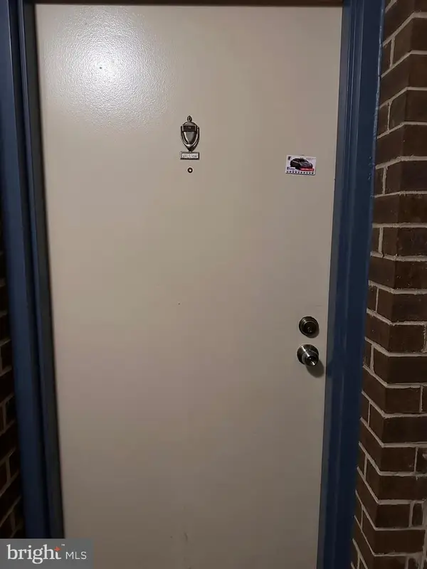 402 Girard St #t2, GAITHERSBURG, MD 20877