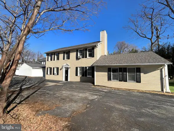 9301 Old Georgetown Rd, BETHESDA, MD 20814