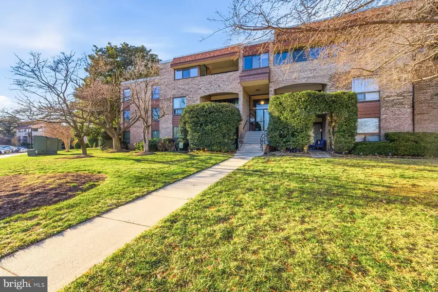 419 Christopher Ave #131, Gaithersburg, MD 20879 - #3