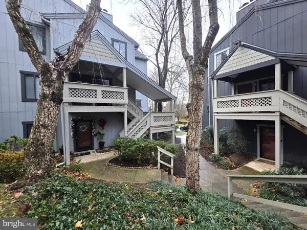 58 Windbrooke Cir #58, GAITHERSBURG, MD 20879