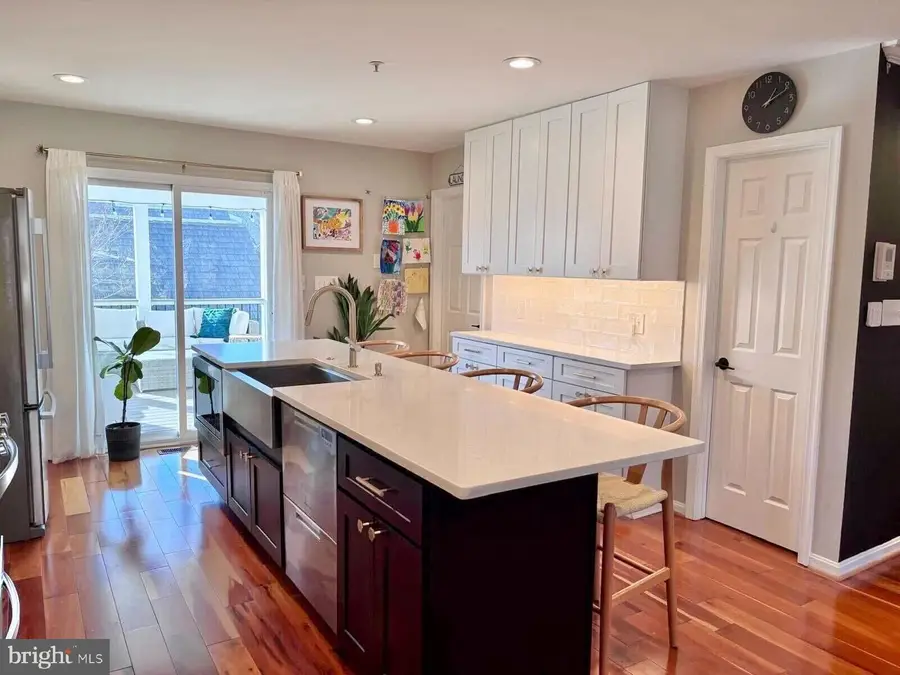 730 Kent Oaks Way, Gaithersburg, MD 20878 - Image #2