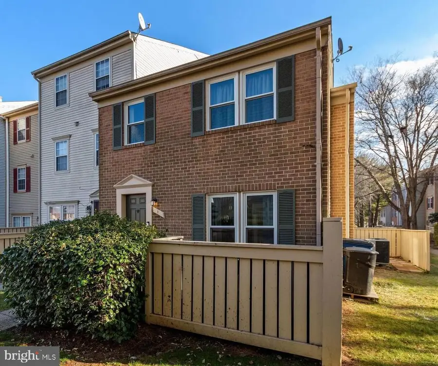 1 Appledowre Ct #137, Germantown, MD 20876 - Image #2