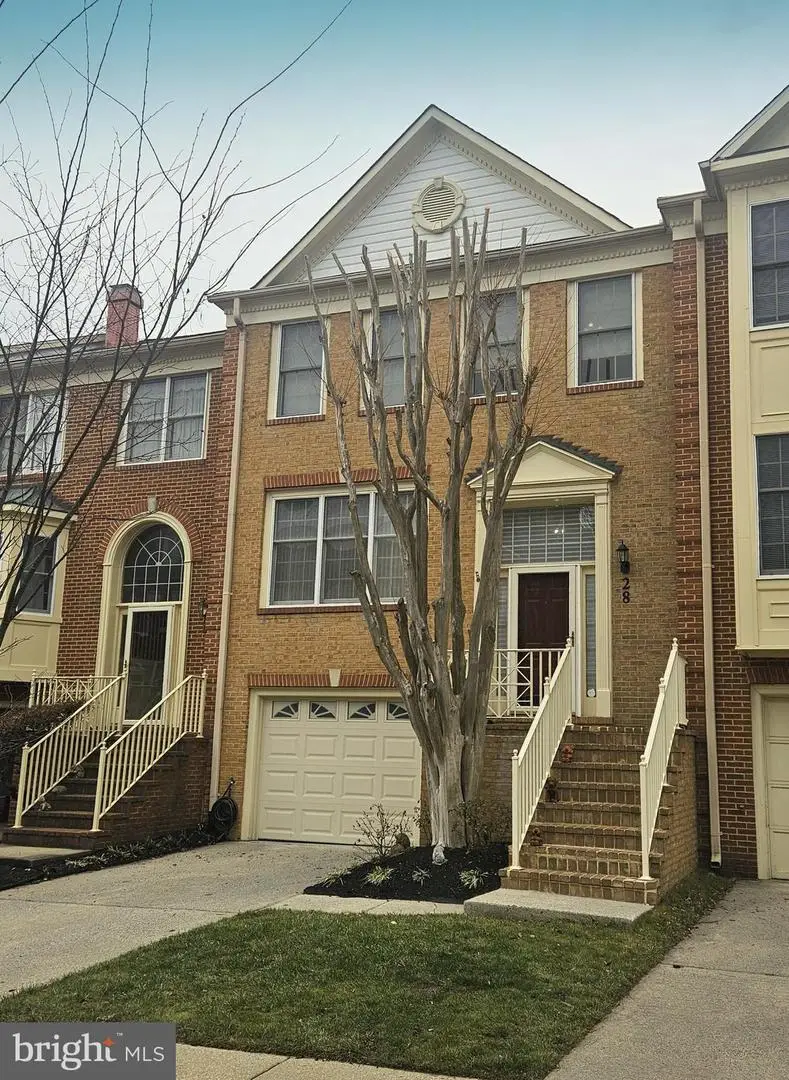 28 Sterling Ct, Rockville, MD 20850 - Image #1