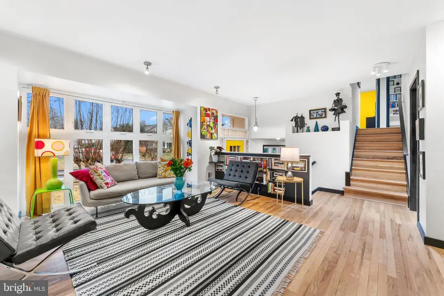 5905 Folkstone Rd, Bethesda, MD 20817 - Image #3