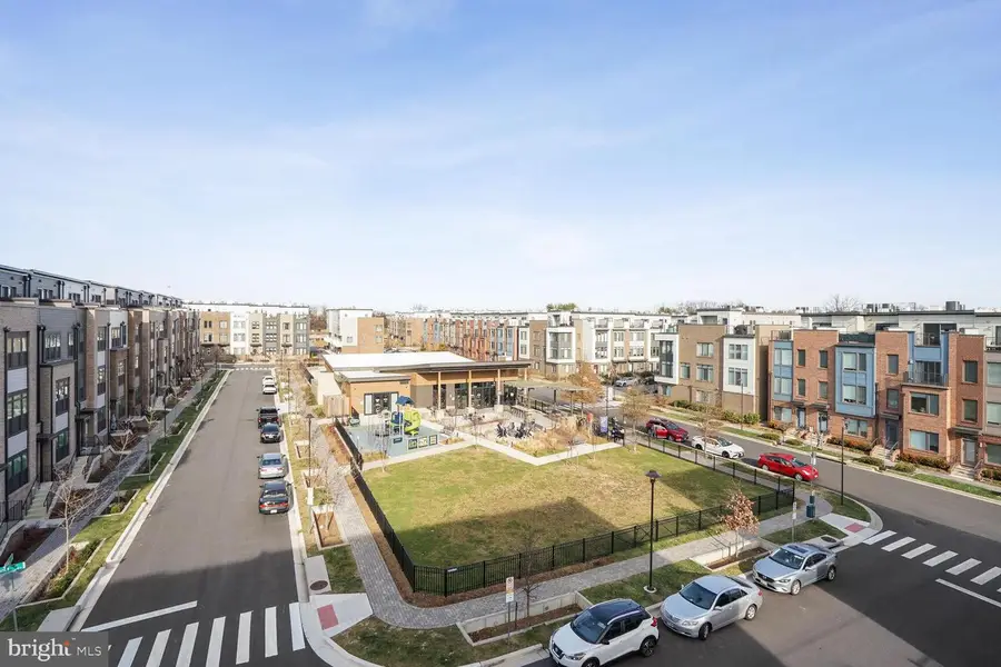 8154 Varick Pl, Rockville, MD 20855 - #3