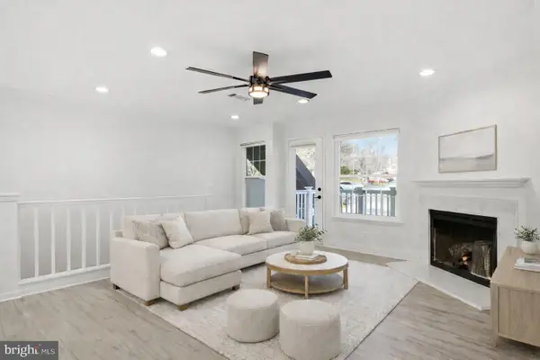 5810 Inman Park Cir #120, ROCKVILLE, MD 20852