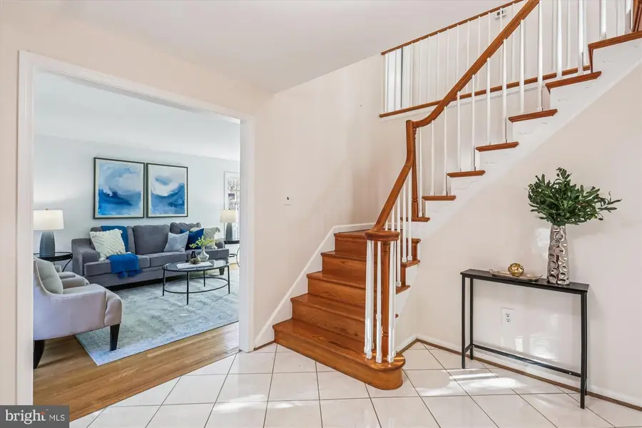 11803 Old Gate Pl, North Bethesda, MD 20852 - Image #2