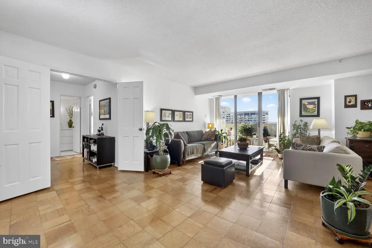 4601 N Park Ave #1401-a, Chevy Chase, MD 20815 - Image #1