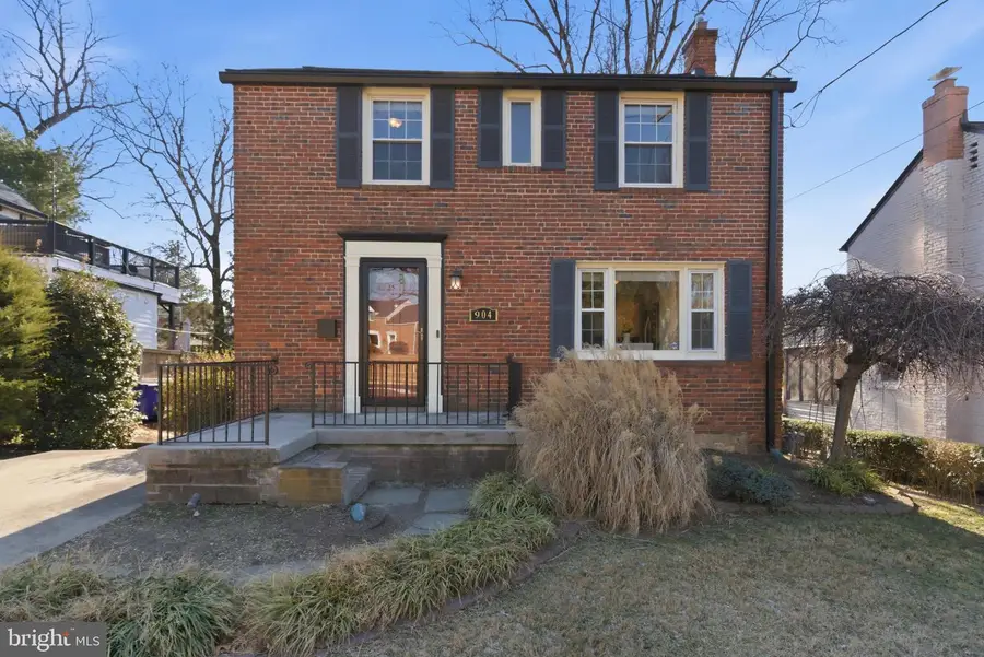 904 Dennis Ave, Silver Spring, MD 20901 - Image #2