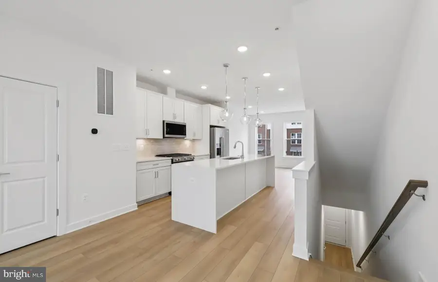 3057 Nina Clarke Dr, Rockville, MD 20850 - Image #2