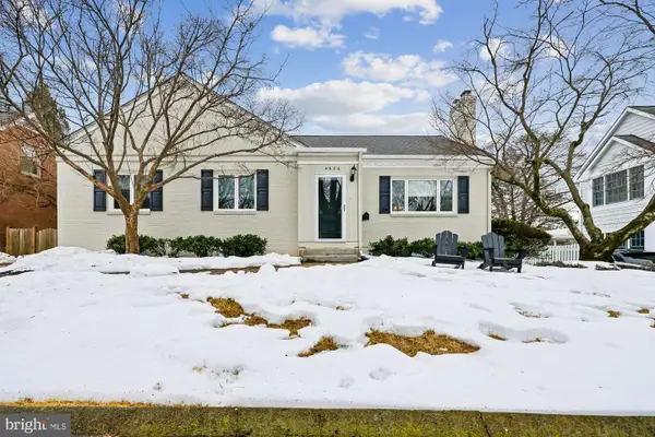 4626 Woodfield Rd, BETHESDA, MD 20814