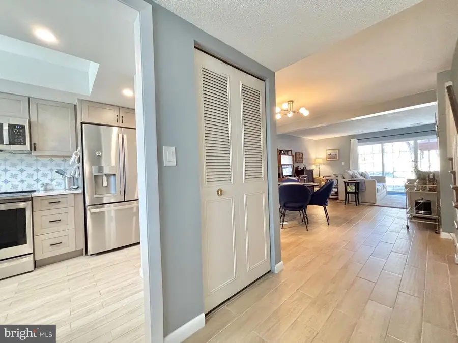 3210 Gleneagles Dr #109-f, Silver Spring, MD 20906 - Image #3