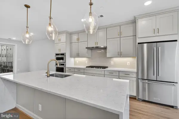 11977 Northpark Dr, NORTH BETHESDA, MD 20852