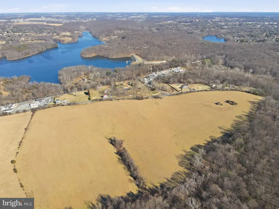 14890 Clopper Rd, Boyds, MD 20841 - Image #2