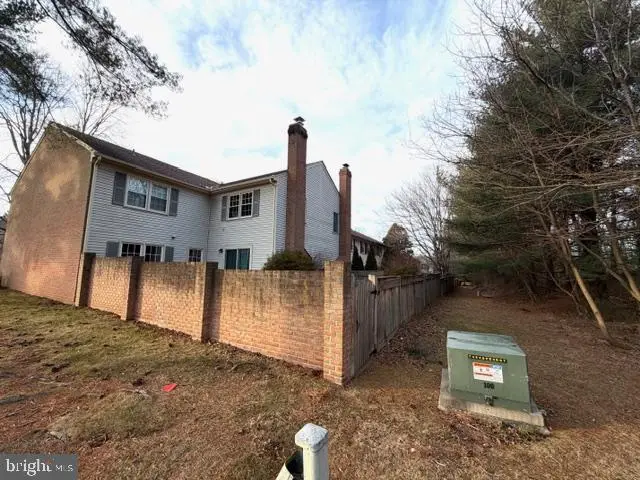 20101 Waringwood Way, Gaithersburg, MD 20886 - Image #2