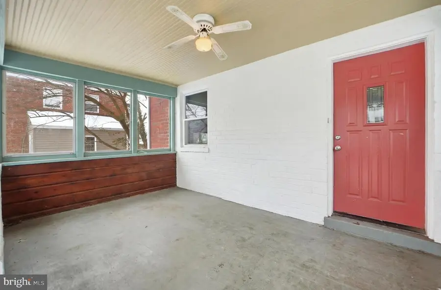 8506 Glenville Rd, Takoma Park, MD 20912 - #2