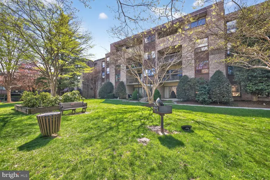 421 Christopher Ave #2, Gaithersburg, MD 20879 - #3