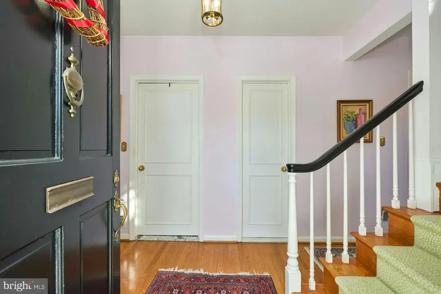 3528 Hamlet Pl #808, Chevy Chase, MD 20815 - #3