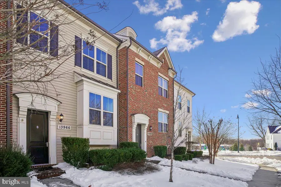 13966 Estuary Dr, Clarksburg, MD 20871 - Image #2