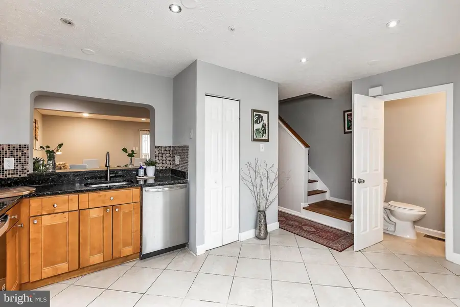 17930 Cottonwood Ter, Gaithersburg, MD 20877 - #3