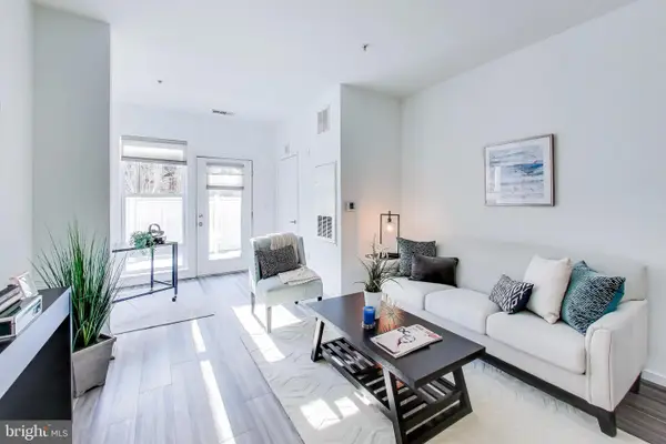 8045 Newell St #121, SILVER SPRING, MD 20910