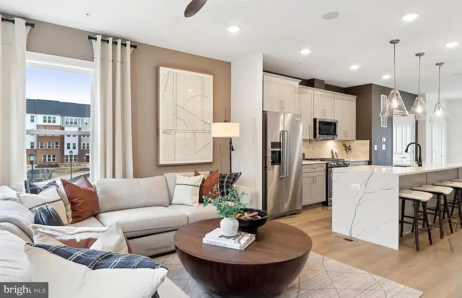 3013 Nina Clarke Dr, Rockville, MD 20850 - Image #2